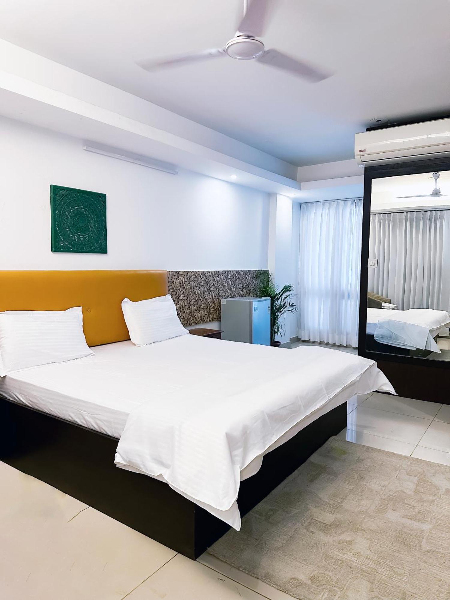 Hauz Khas Village Near Mia Bella Cafe Bed & Breakfast New Delhi