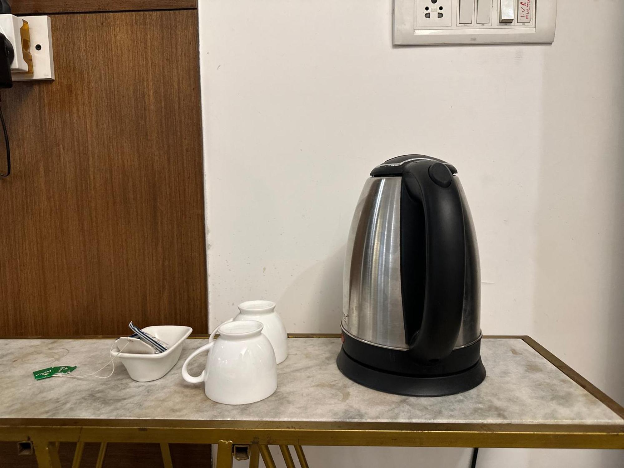 Hauz Khas Village Near Mia Bella Cafe Bed & Breakfast